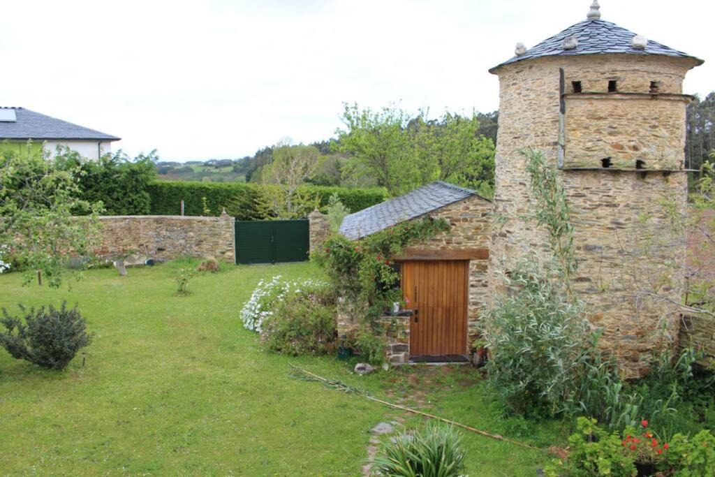 Estudio Pajar rural con bonito jardín - Los Gayoles Rural Castropol Exterior foto