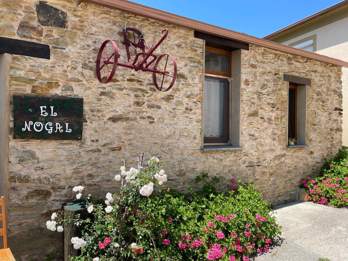 Estudio Pajar rural con bonito jardín - Los Gayoles Rural Castropol Exterior foto